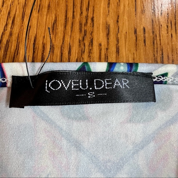 ⭐️ NWT LoveU Dear Colorful Floral Pattern Tank Top Size SMALL - Picture 9 of 11